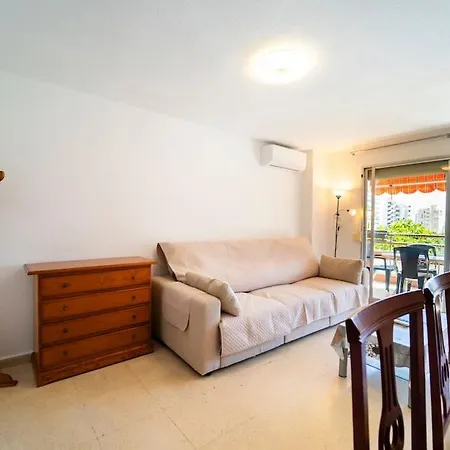 In Playa De San Juan - Pool & Courts Appartement
