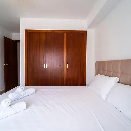 In Playa De San Juan - Pool & Courts Apartment Alicante