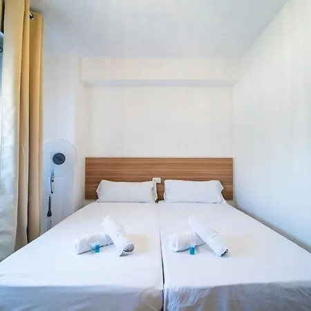 In Playa De San Juan - Pool & Courts Apartment *