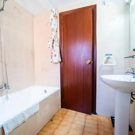 In Playa De San Juan - Pool & Courts Apartment *