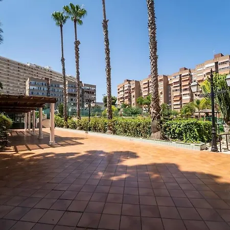 In Playa De San Juan - Pool & Courts Alicante