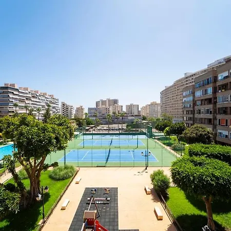 In Playa De San Juan - Pool & Courts * Alicante